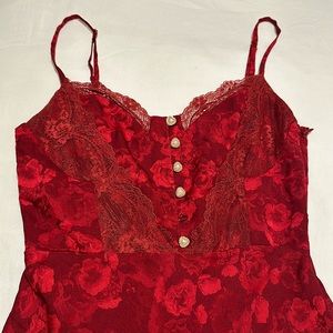 New Red RAHI dress. Never worn. Red. S